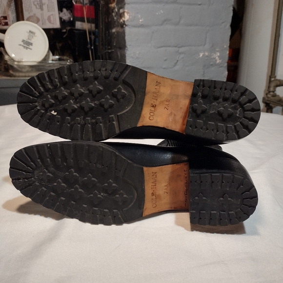 Cole Haan Black Leather Pull On Ankle Boots - Picture 5 of 12